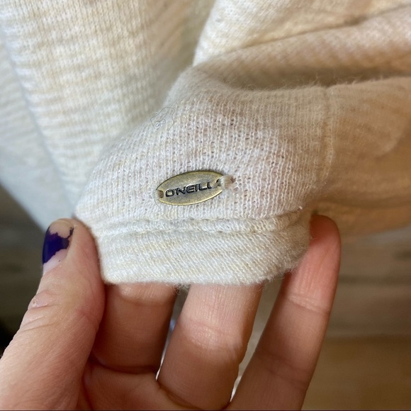 O’Neill women’s cream  coloured hoodie in size‎ x-small - Picture 6 of 9